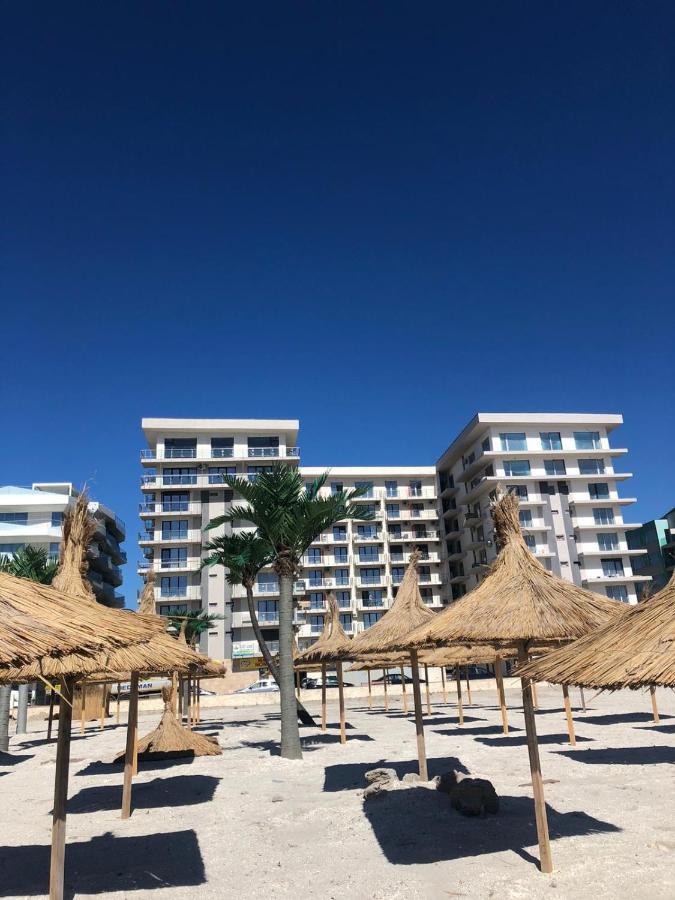 Bakuba - Studio Pe Plaja Cu Vedere La Mare & Loc Parcare Gratis Navodari Dış mekan fotoğraf